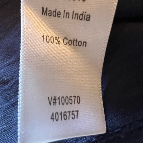 Women’s Coldwater Creek Navy Blue Cotton V-Neck Tee Roll Up Sleeves - Picture 6 of 6